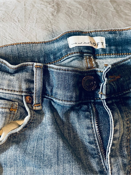 LOFT Denim - LOFT Light Blue High-Rise Straight Crop Jeans Size Women’s 28 Waist/6